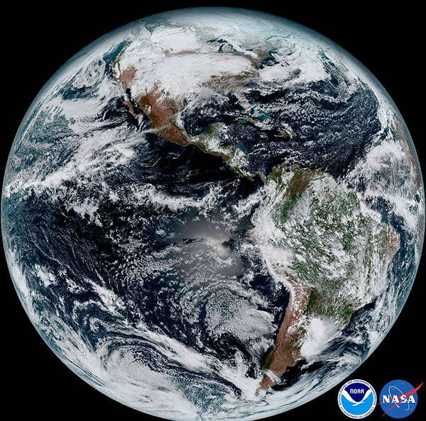 https://www.nesdis.noaa.gov/content/goes-16-color-composite-images